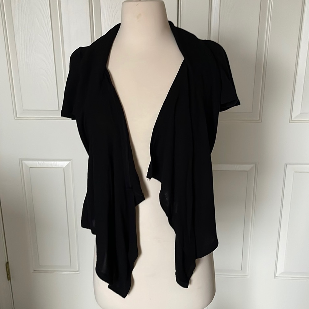Short sleeve cardigan
